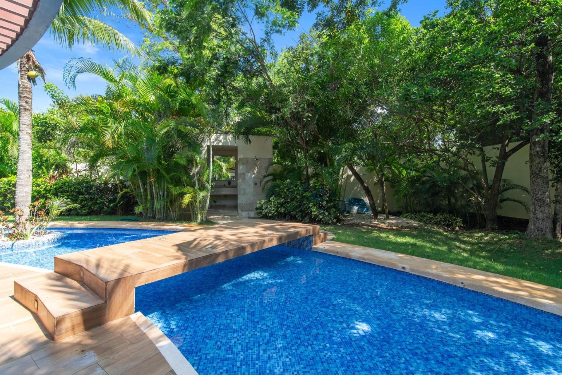 Tropical Haven - Luxury Apartment With Private Rooftop Pool And Amazing Pool View 图卢姆 外观 照片