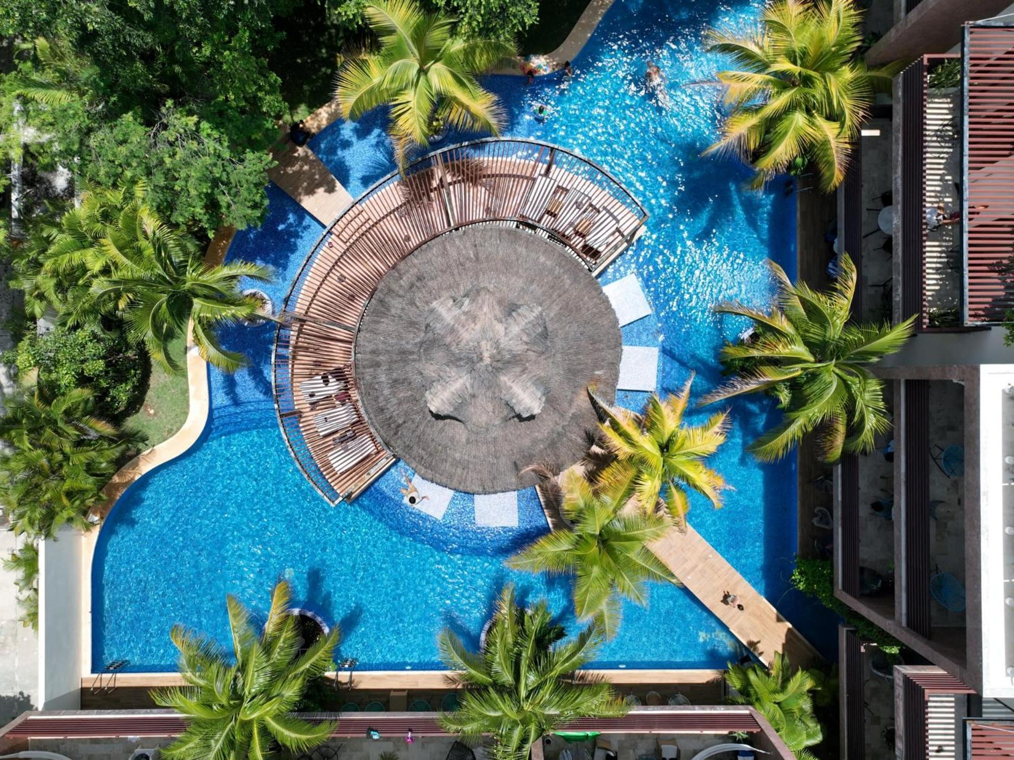 Tropical Haven - Luxury Apartment With Private Rooftop Pool And Amazing Pool View 图卢姆 外观 照片